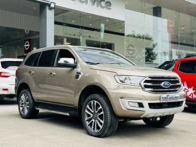 EVEREST 2.0L TITANIUM (4x4) 2019