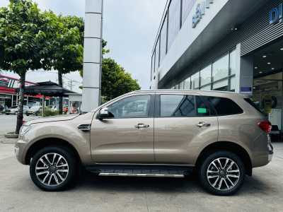 EVEREST 2.0L TITANIUM (4x4) 2019z5651658414366_fb077e069843ccee51c4266bf0172922